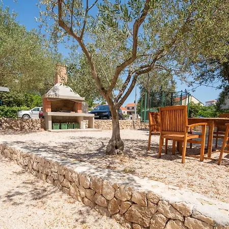 Mara Apartment Pakostane