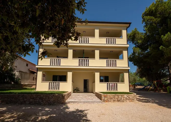 Apartment Mara Pakostane