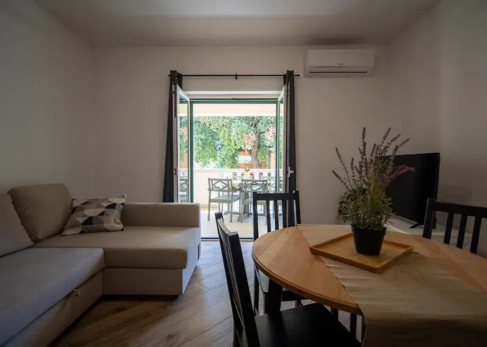 شقة Mara باكوشتاني