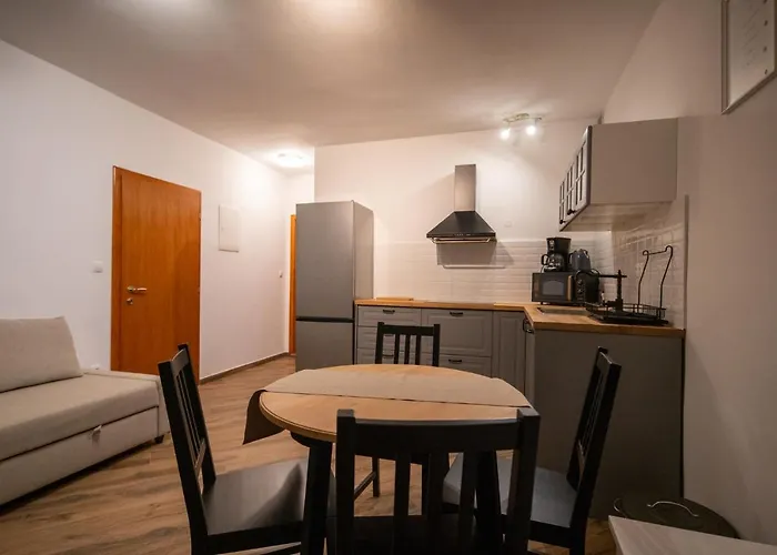 Mara * باكوشتاني