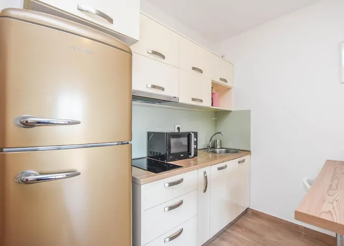 Mara Apartment