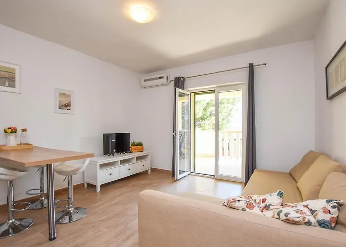 Апартаменты Mara Пакоштане